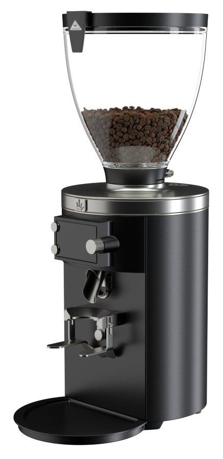 Mahlkönig E80T GbS to szybki, precyzyjny młynek do espresso zaprojektowany z myślą o lokalach o dużym natężeniu ruchu. Wyposażony w płaskie żarna 80 mm, inteligentne chłodzenie oraz intuicyjny interfejs, gwarantuje perfekcyjne mielenie i maksymalną powtarzalność w każdej porcji kawy.