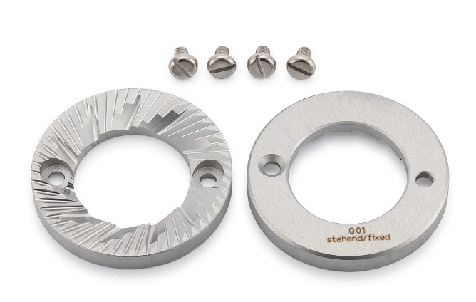 Żarna 65 mm do Mahlkönig E65S / K30 Oryginalne żarna 65 mm do młynków Mahlkönig E65S oraz serii K30 wykonane z hartowanej stali specjalnej. Zapewniają precyzyjny przemiał espresso, wysoką wydajność oraz stabilną pracę w profesjonalnych zastosowaniach gastronomicznych.